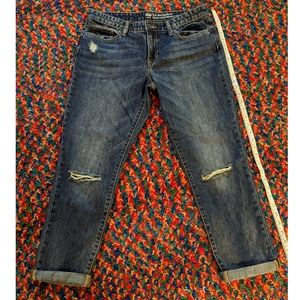 Gap Sexy Boyfriend Coupe Jean Distressed